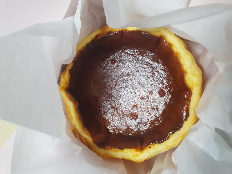 바스크 치즈케이크 단면