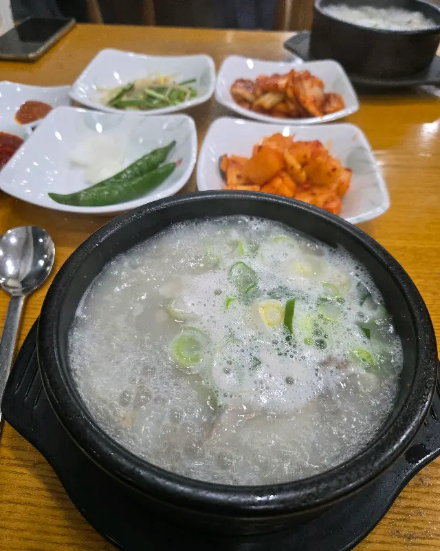 최미삼 순대국 서정점 기본 반찬