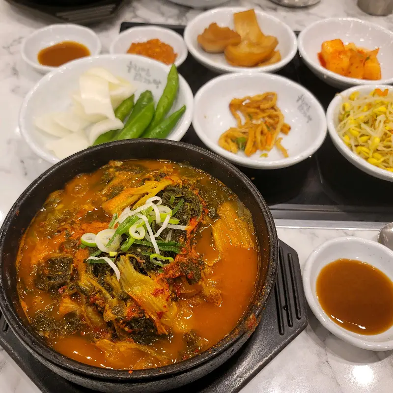 정갈한 기본 반찬