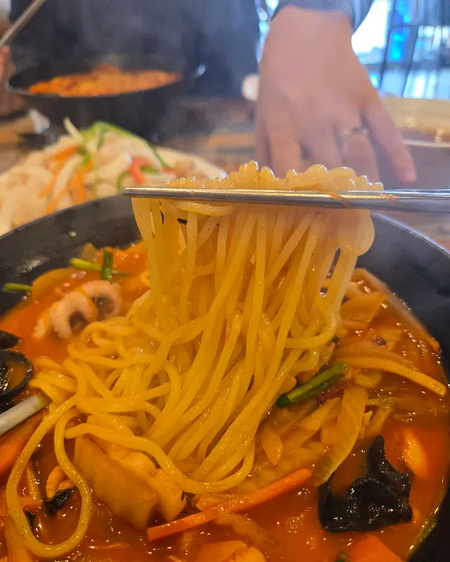 탱글탱글한 면발