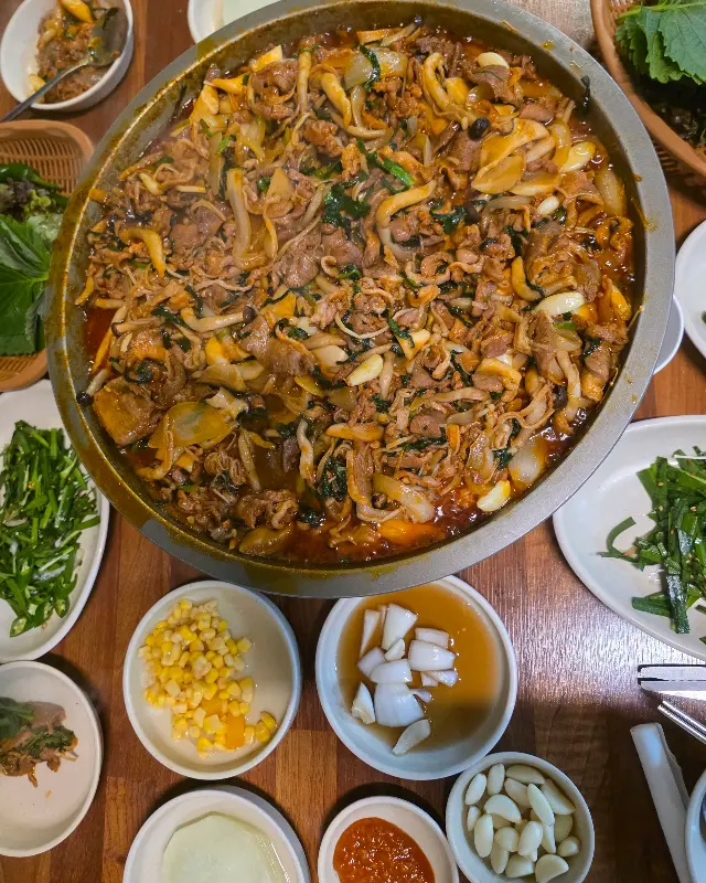 오리 불고기 한상차림