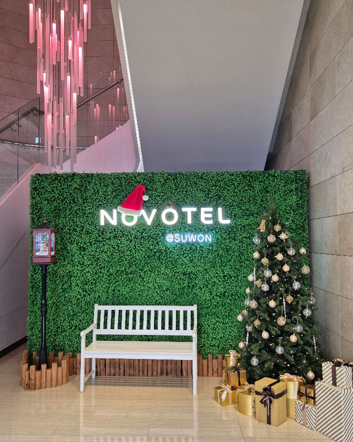 노보텔 수원 로비