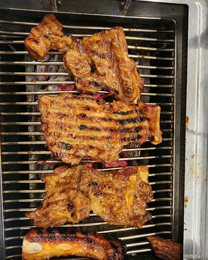 깔끔하게 정돈된 테이블