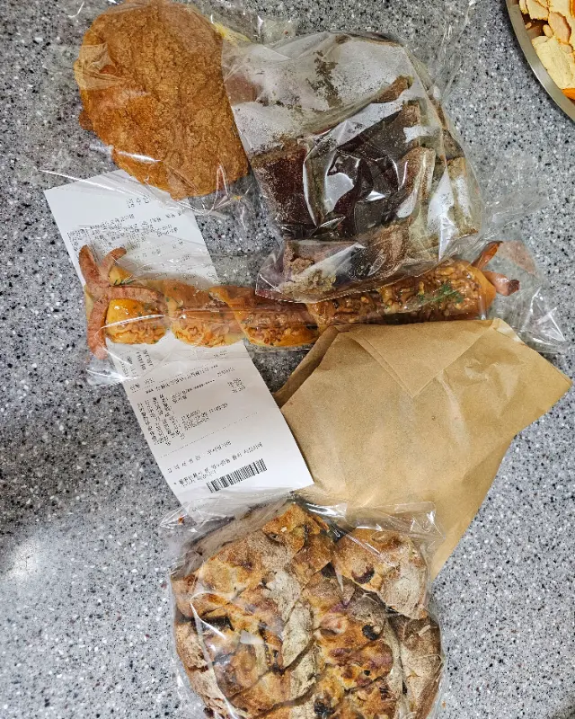 다양한 빵 포장