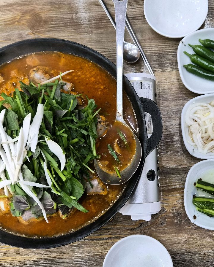 개성순대의 푸짐한 한 상 차림