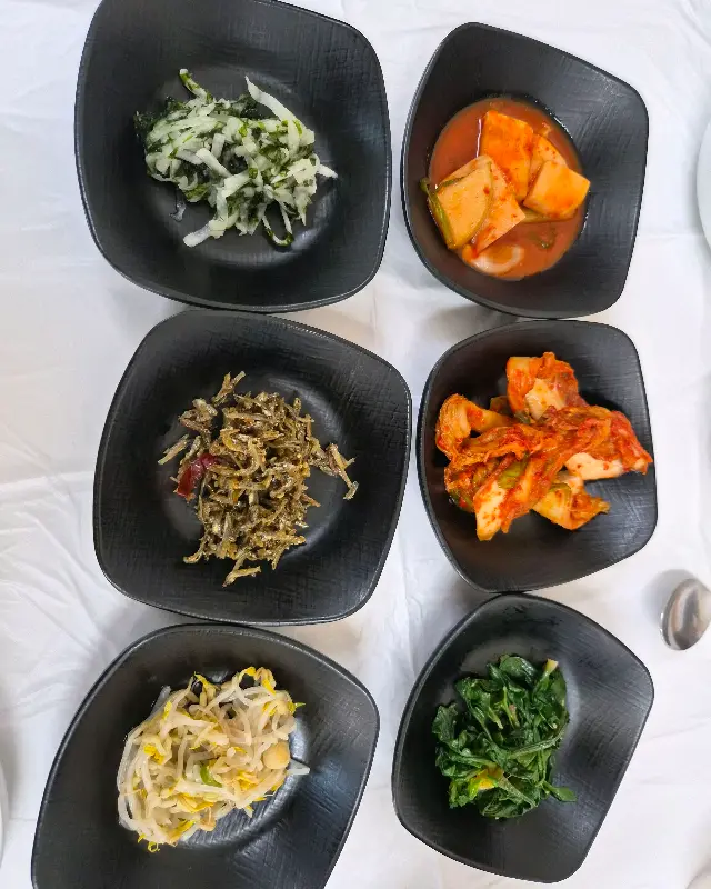 다채로운 밑반찬