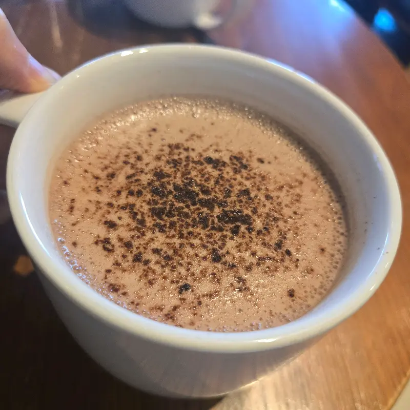 따뜻한 초콜릿 음료