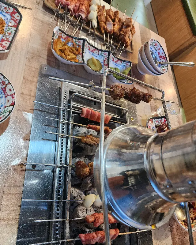 다채로운 꼬치 메뉴