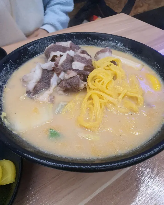 고기와 면이 가득한 마라탕