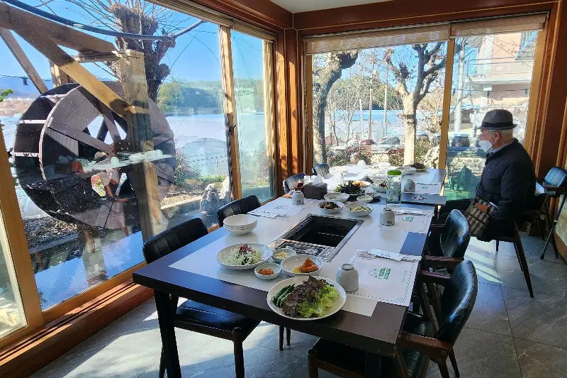 물레방아가 보이는 룸