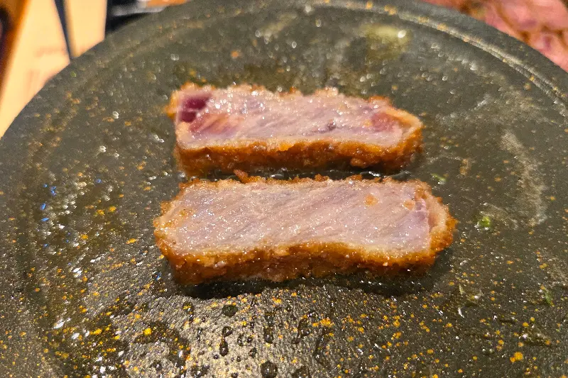 화로 위에서 익어가는 규카츠