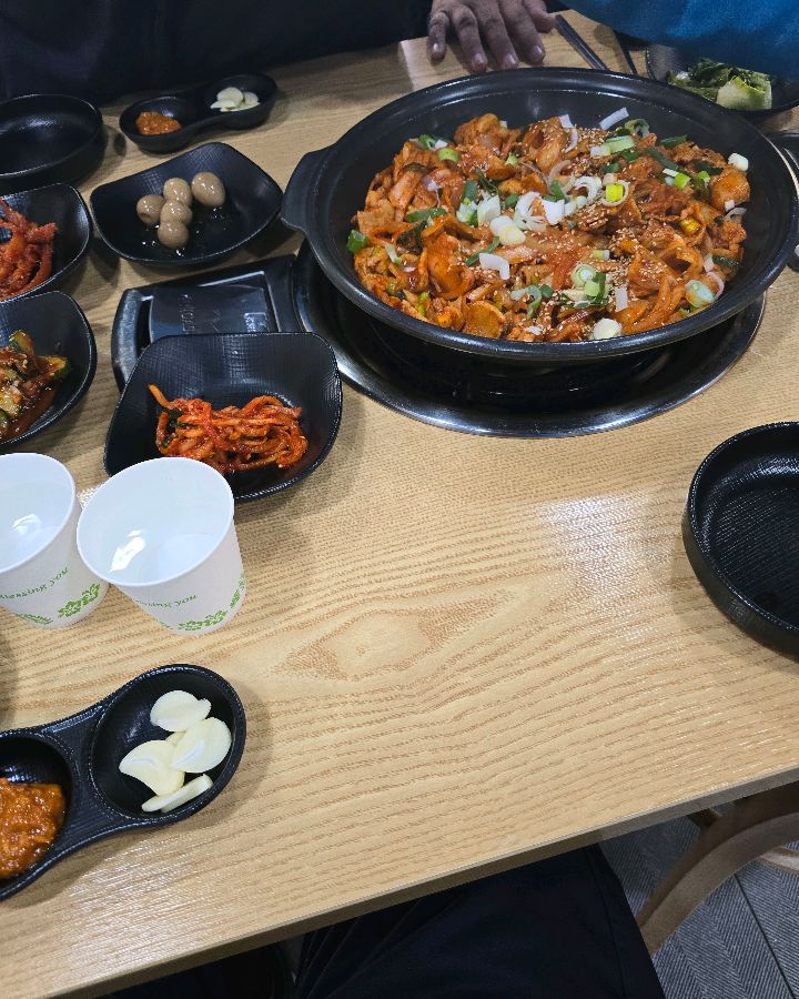 매운 김치 돼지갈비찜