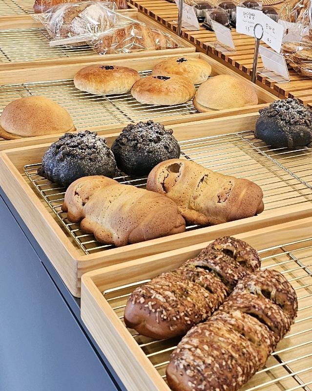 젤코바 베이커리 빵