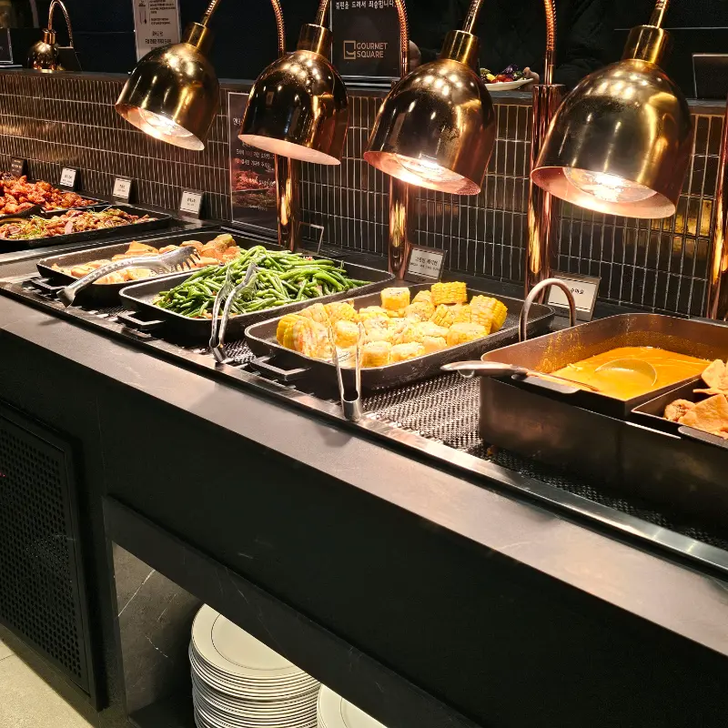 따뜻한 요리 코너