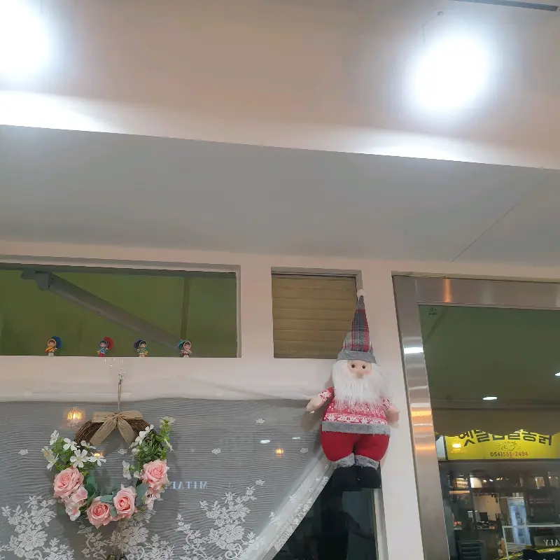 매장 내부 장식