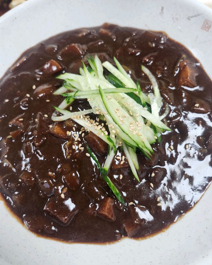 윤기가 흐르는 간짜장 소스