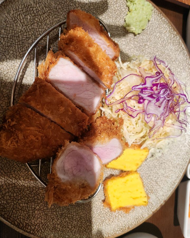 츠야카츠의 등심카츠 단면