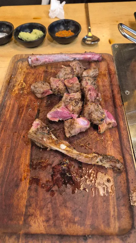 잘 구워진 양갈비