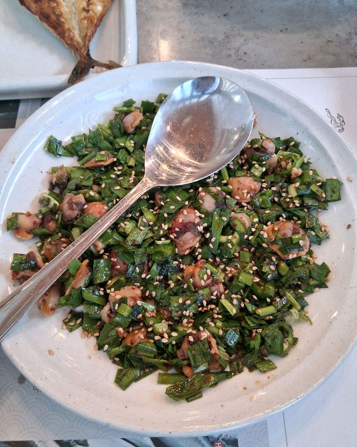 미꼬담의 간장 꼬막 비빔밥