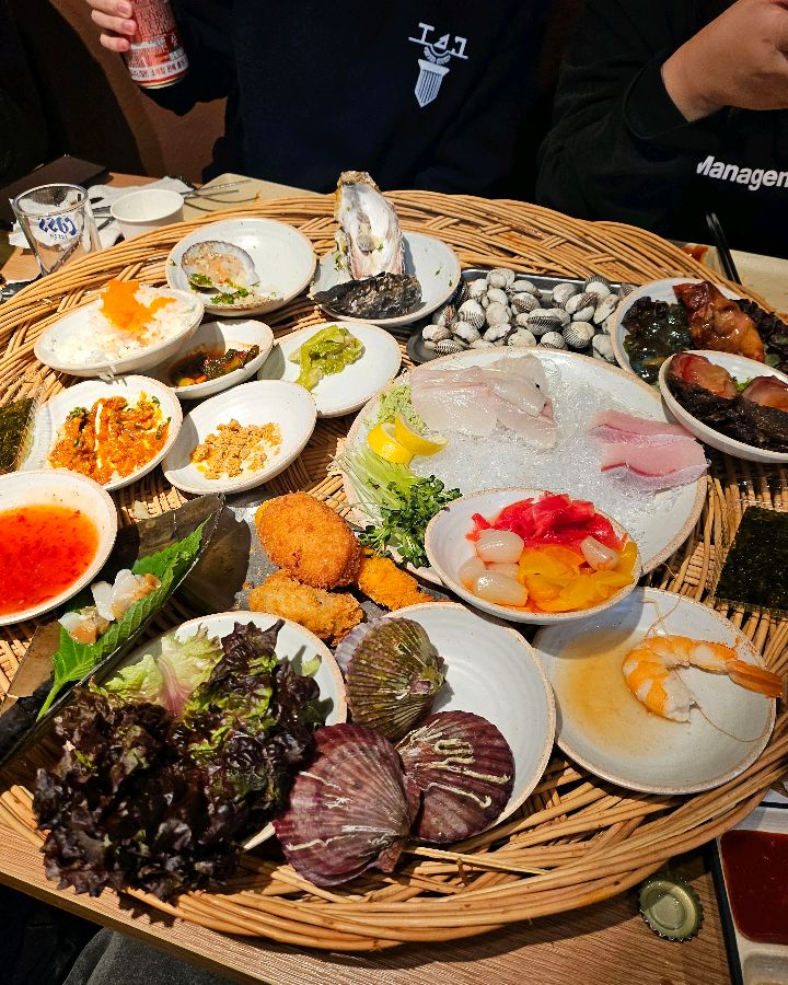푸짐한 해산물 한 상