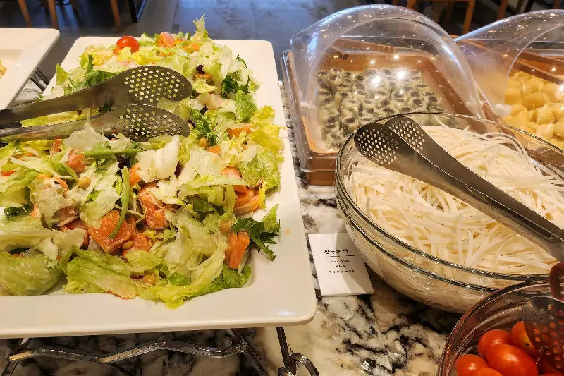 샐러드바 메뉴
