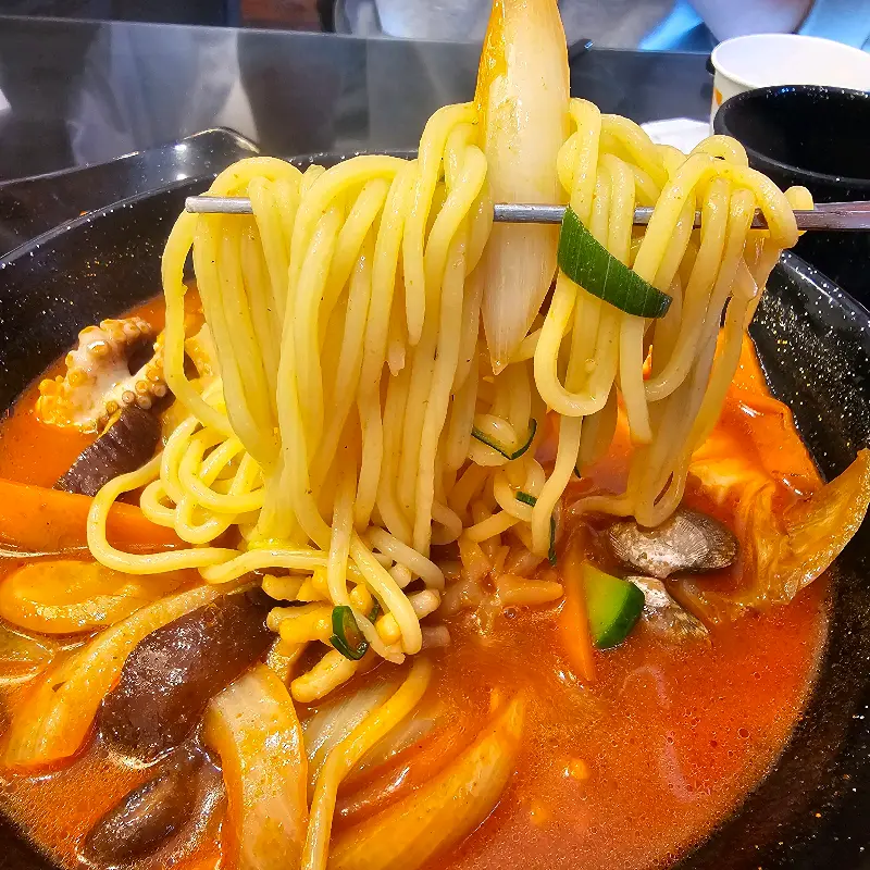 해산물이 듬뿍 들어간 삼선짬뽕