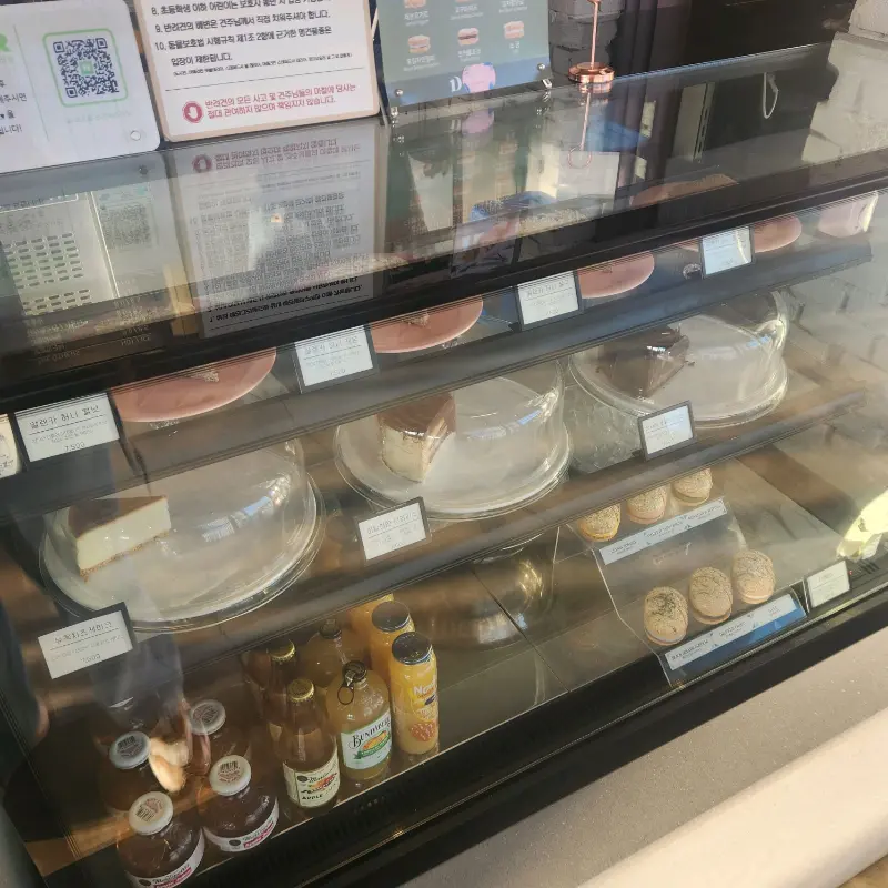 쇼케이스 디저트