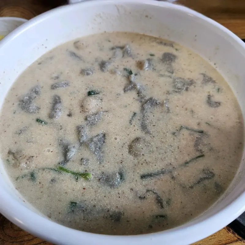 옹심이네 들깨수제비