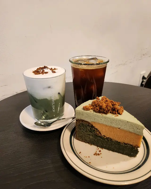 쑥 페너와 갸또 케이크