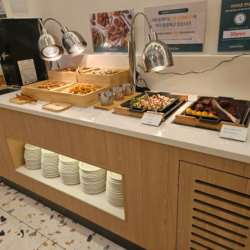 다양한 튀김 메뉴