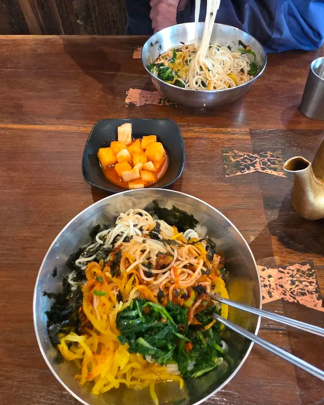 물국수와 비빔국수