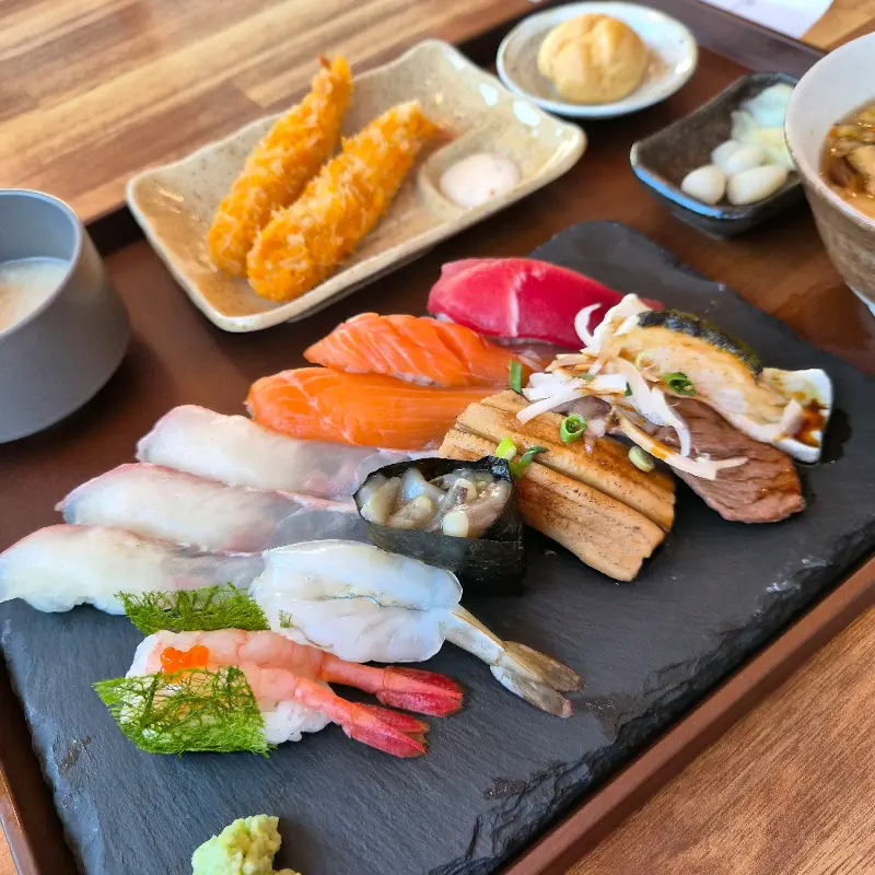 먹음직스러운 초밥