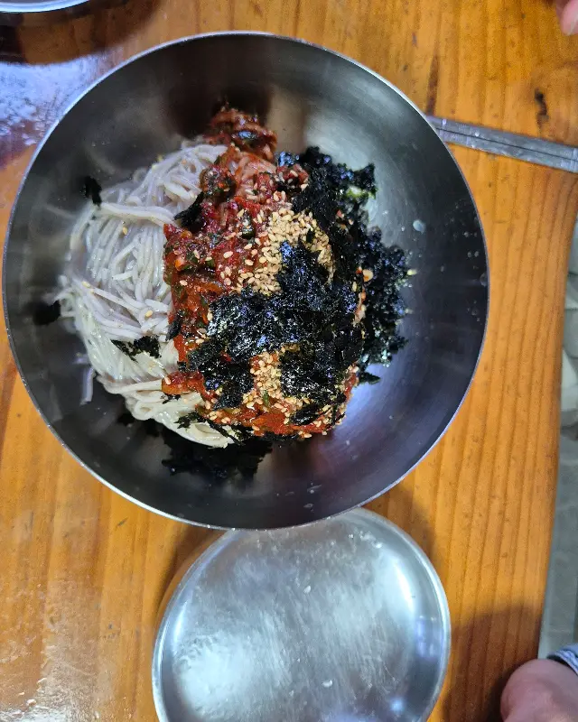 비빔 막국수