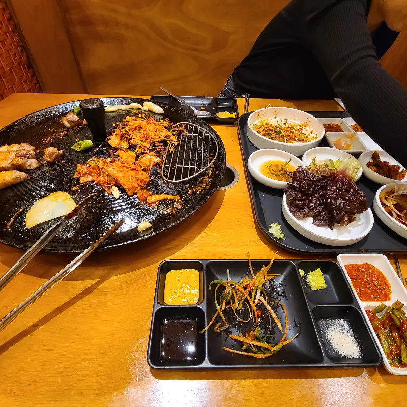 만재네 한 상 차림