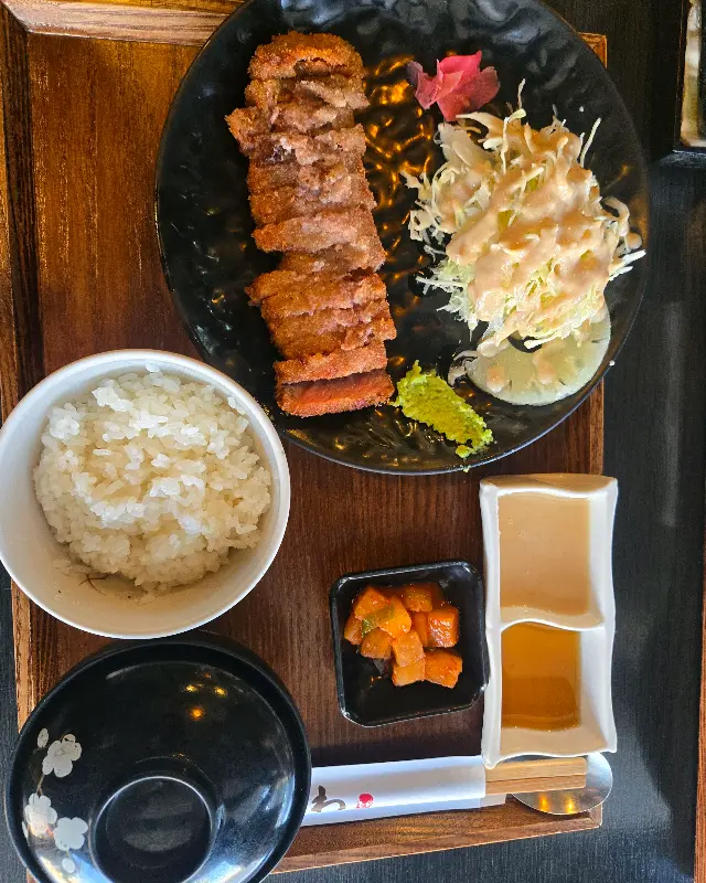 규카츠 정식 전체샷