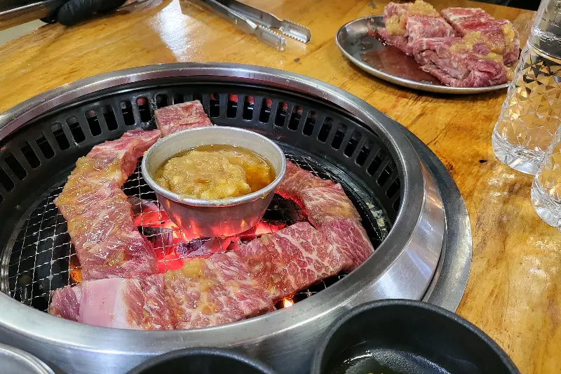 산더미 마늘 이동갈비