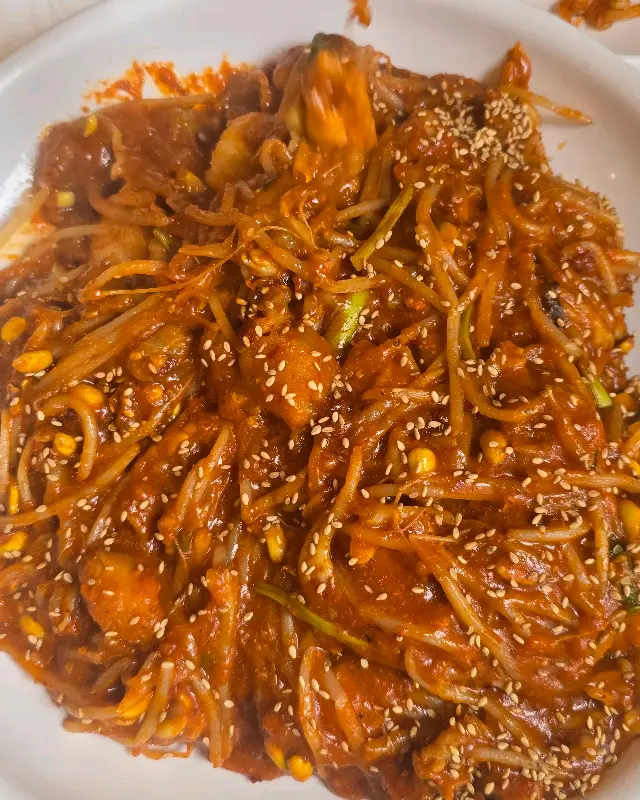 푸짐한 아구찜 한 상