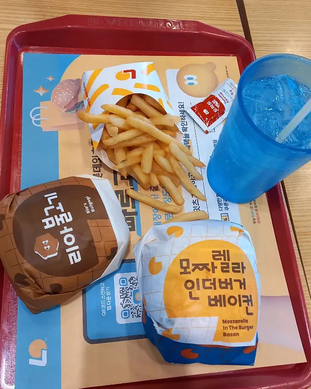 푸짐한 햄버거 세트