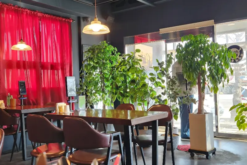 넓고 쾌적한 함박웃는룻 내부