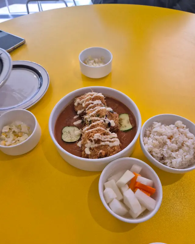 다양한 메뉴를 즐길 수 있는 킥친