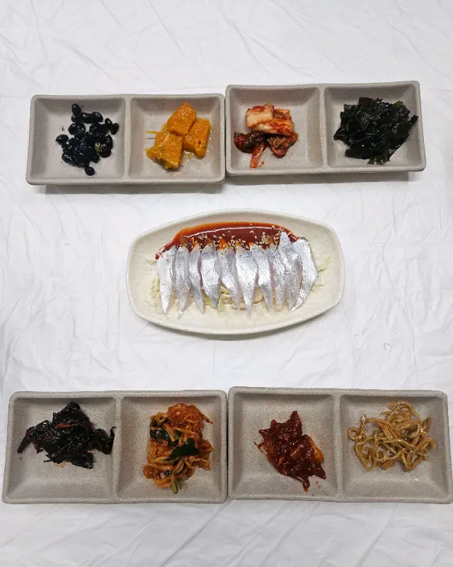 다채로운 밑반찬