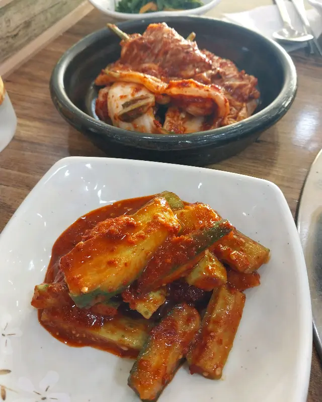 능이오리백숙 한상차림