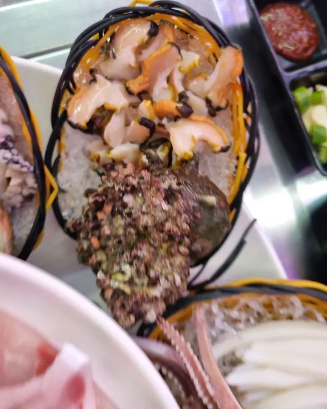 신선함이 살아있는 해산물 모듬