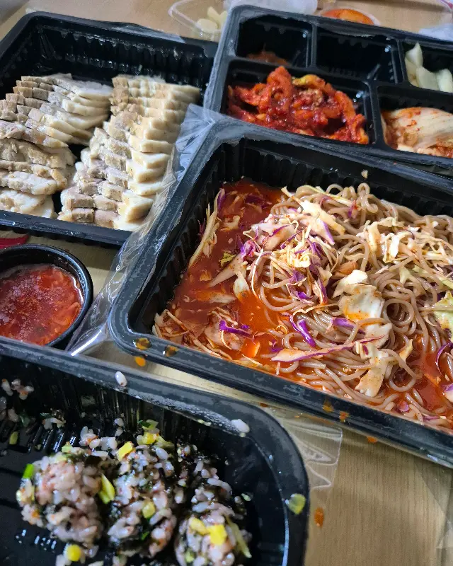 푸짐한 포장 세트