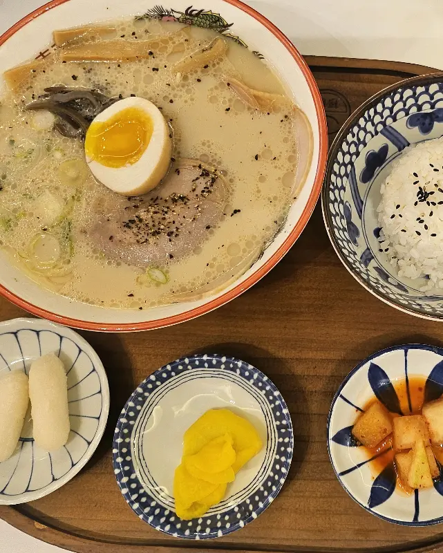 핵밥 돈코츠 라멘