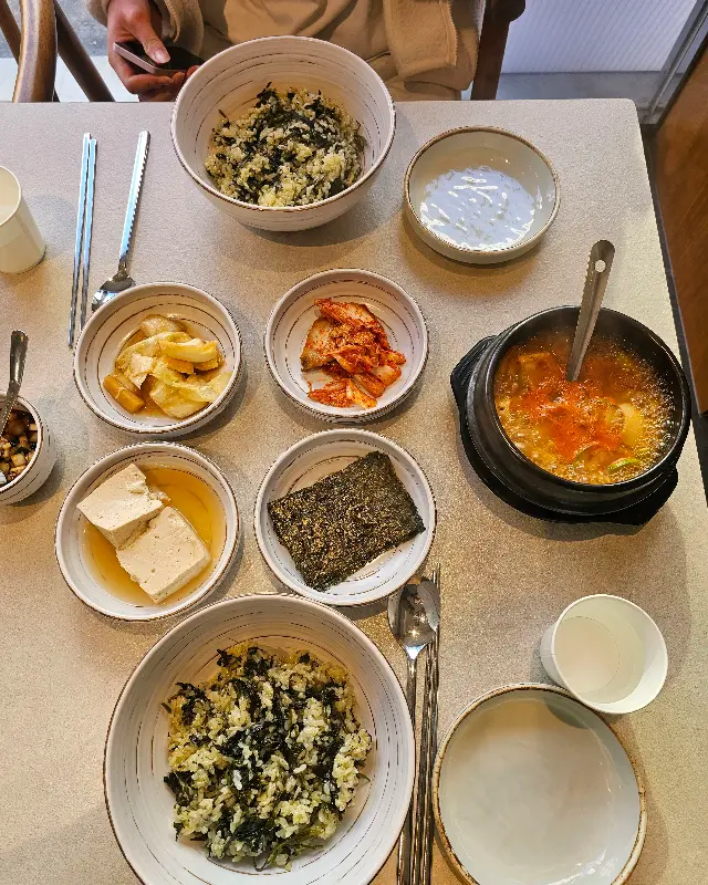 푸짐한 곤드레밥 한상