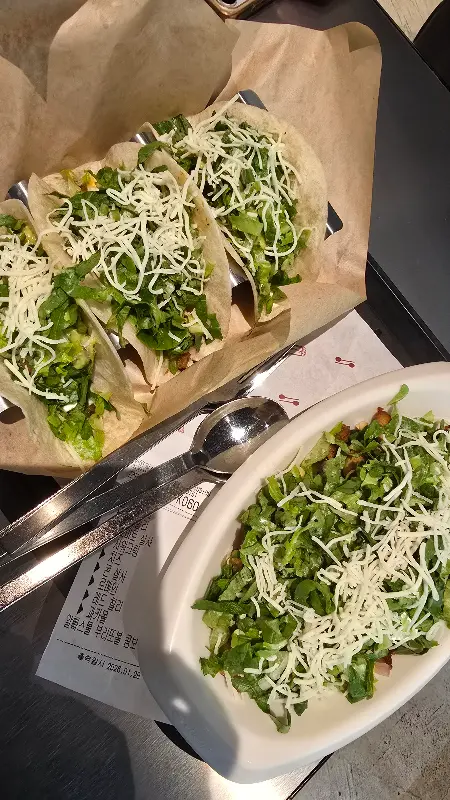 타코와 브리또볼