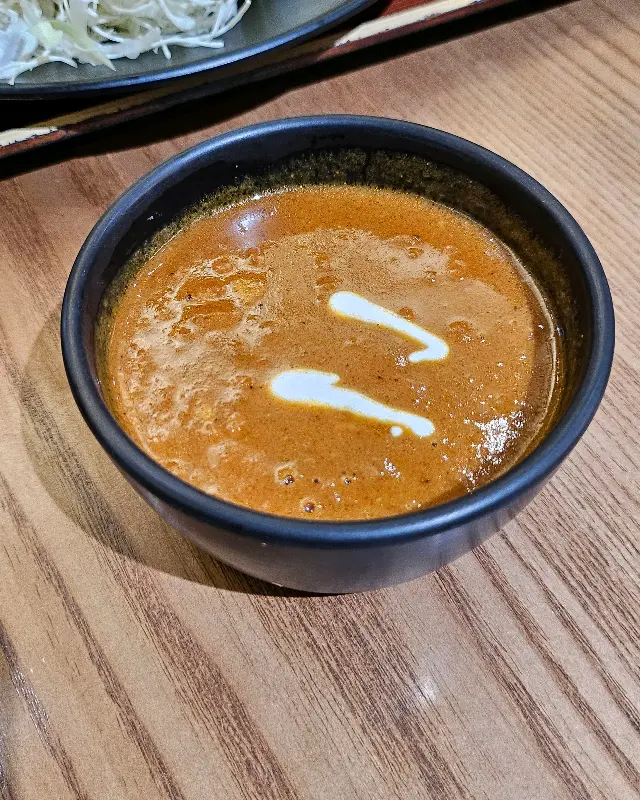 돈까스와 환상적인 궁합을 자랑하는 연돈 카레