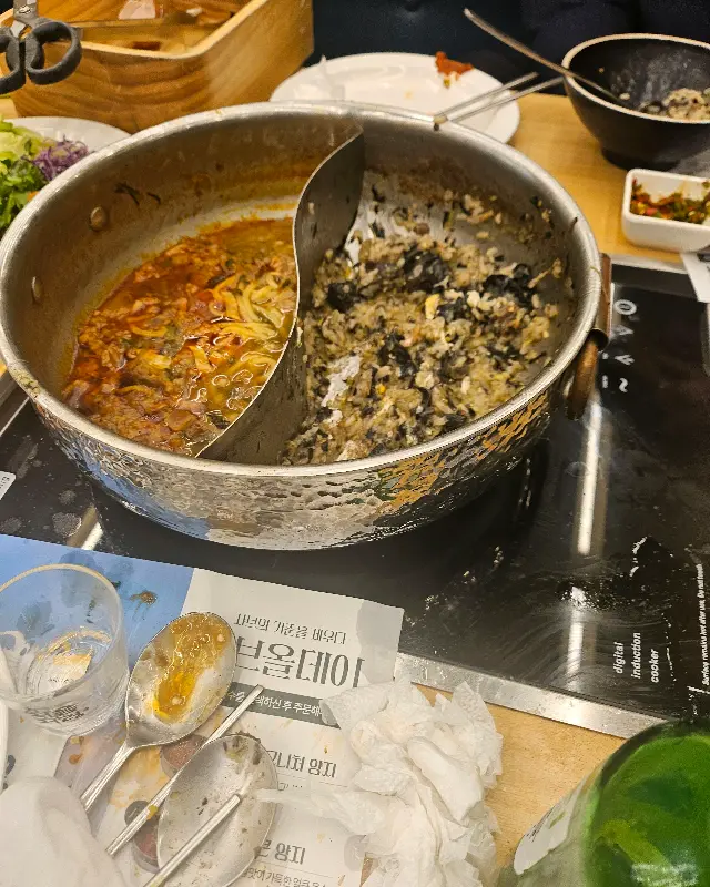 마라 육수 샤브샤브