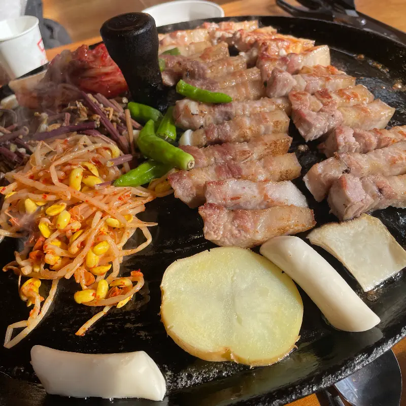 푸짐한 한 상 차림